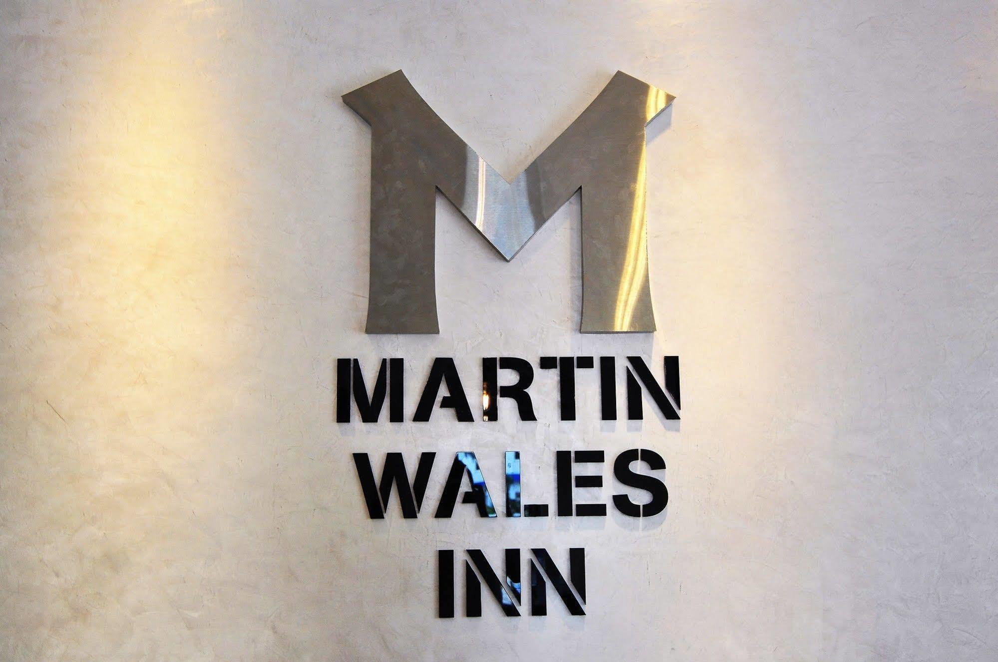 Martin Wales Inn Kenting Exterior photo