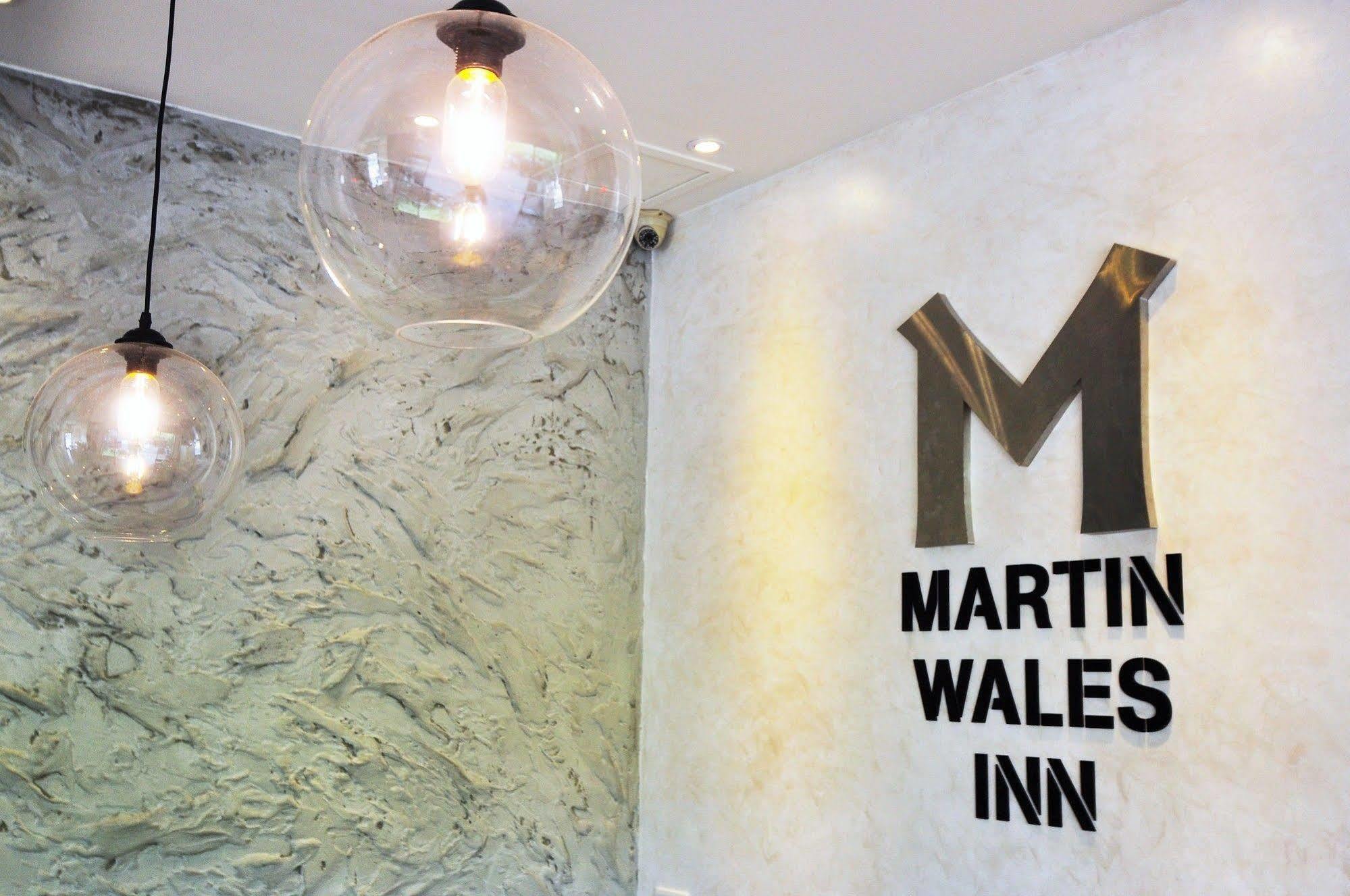 Martin Wales Inn Kenting Exterior photo